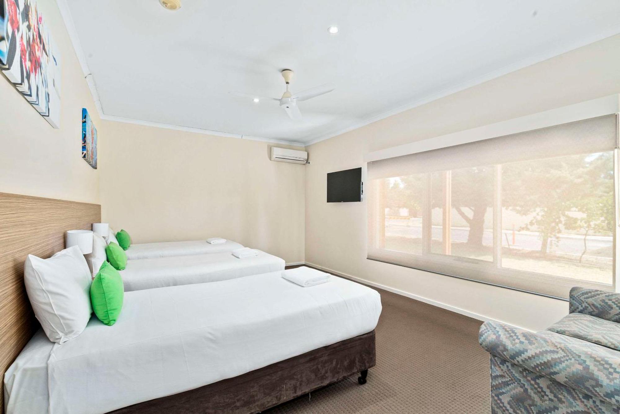 Comfort Inn Bishops Lodge هاي المظهر الخارجي الصورة