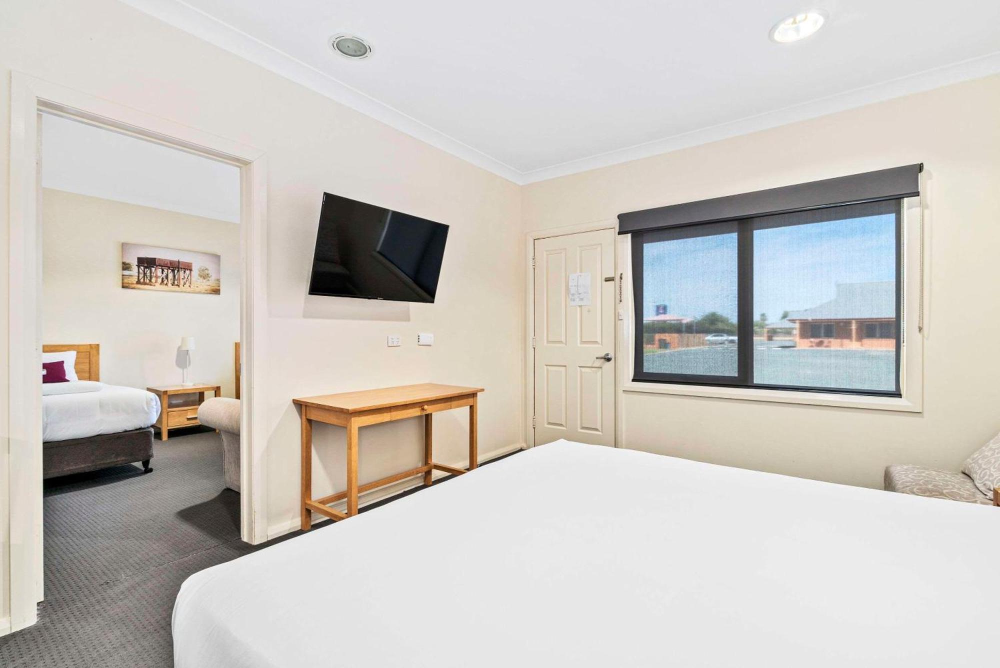 Comfort Inn Bishops Lodge هاي المظهر الخارجي الصورة