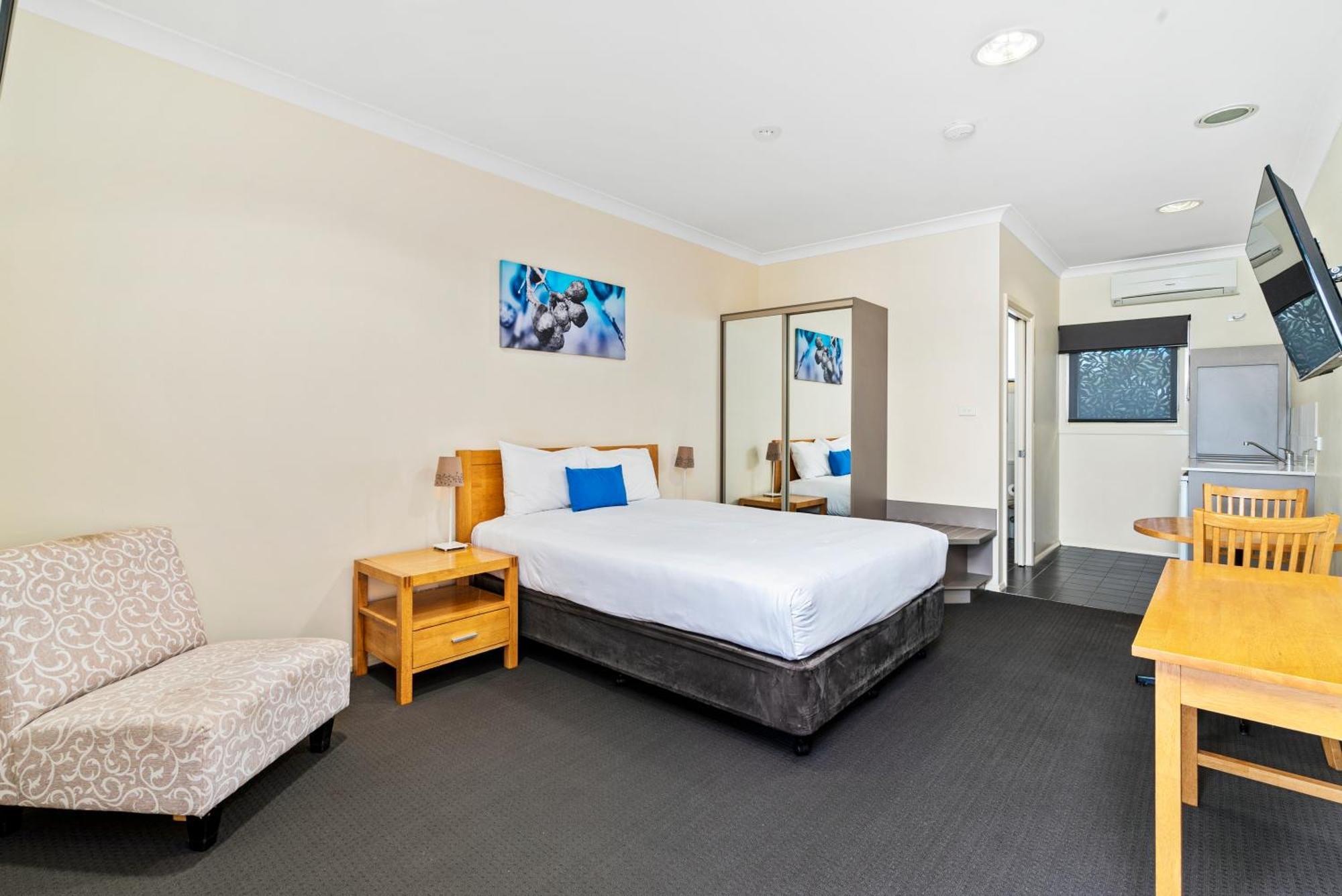 Comfort Inn Bishops Lodge هاي المظهر الخارجي الصورة