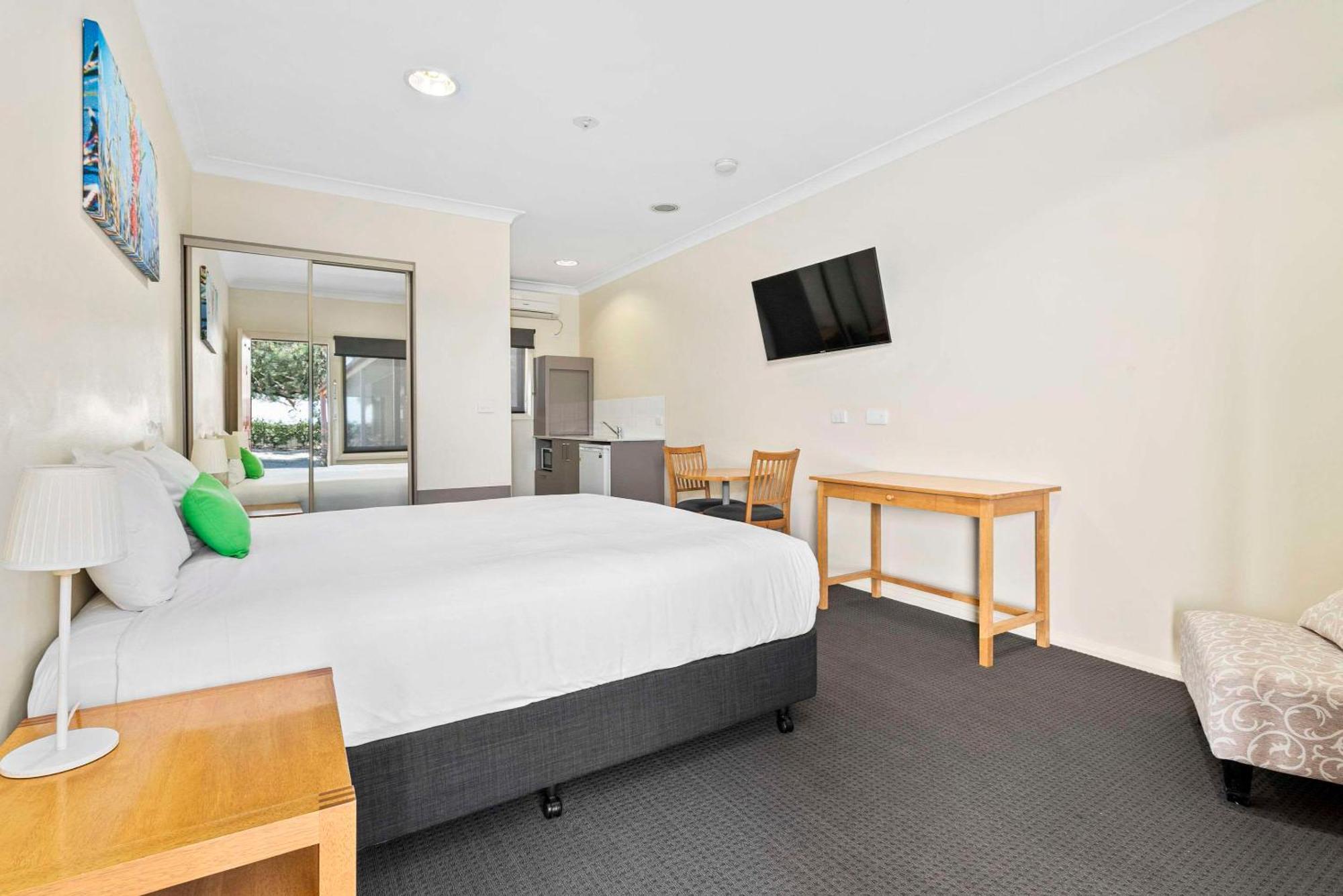 Comfort Inn Bishops Lodge هاي المظهر الخارجي الصورة