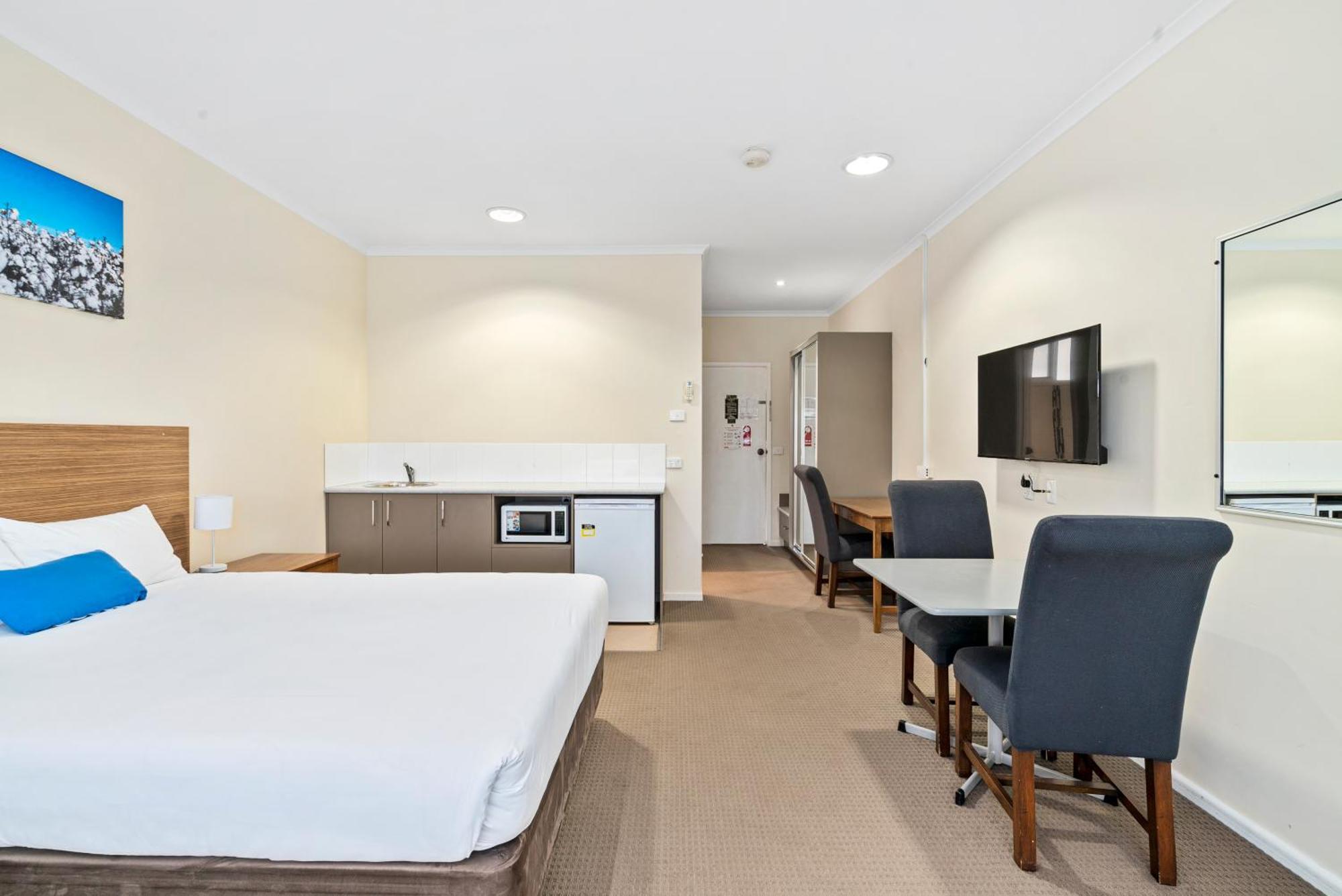 Comfort Inn Bishops Lodge هاي المظهر الخارجي الصورة
