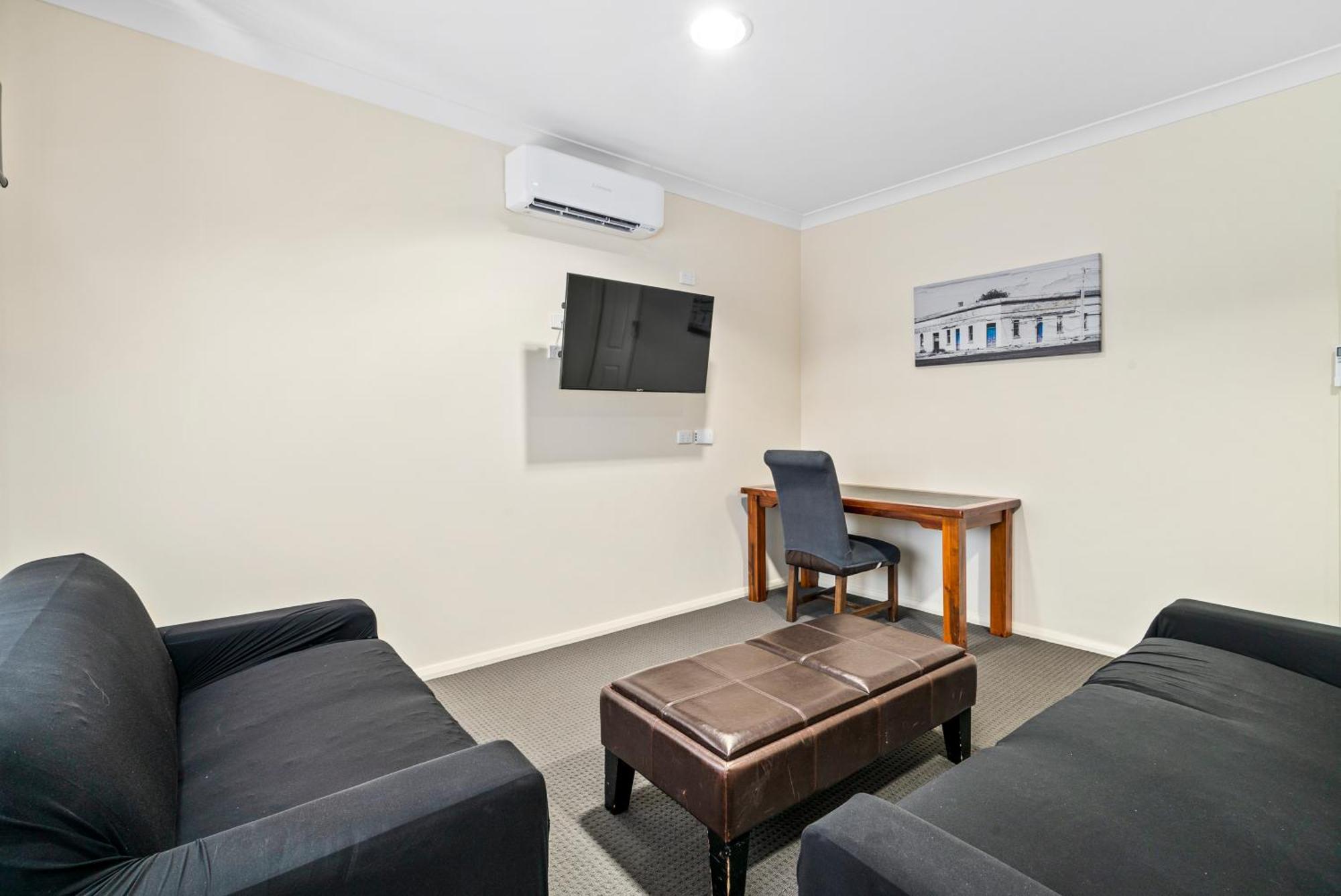 Comfort Inn Bishops Lodge هاي المظهر الخارجي الصورة